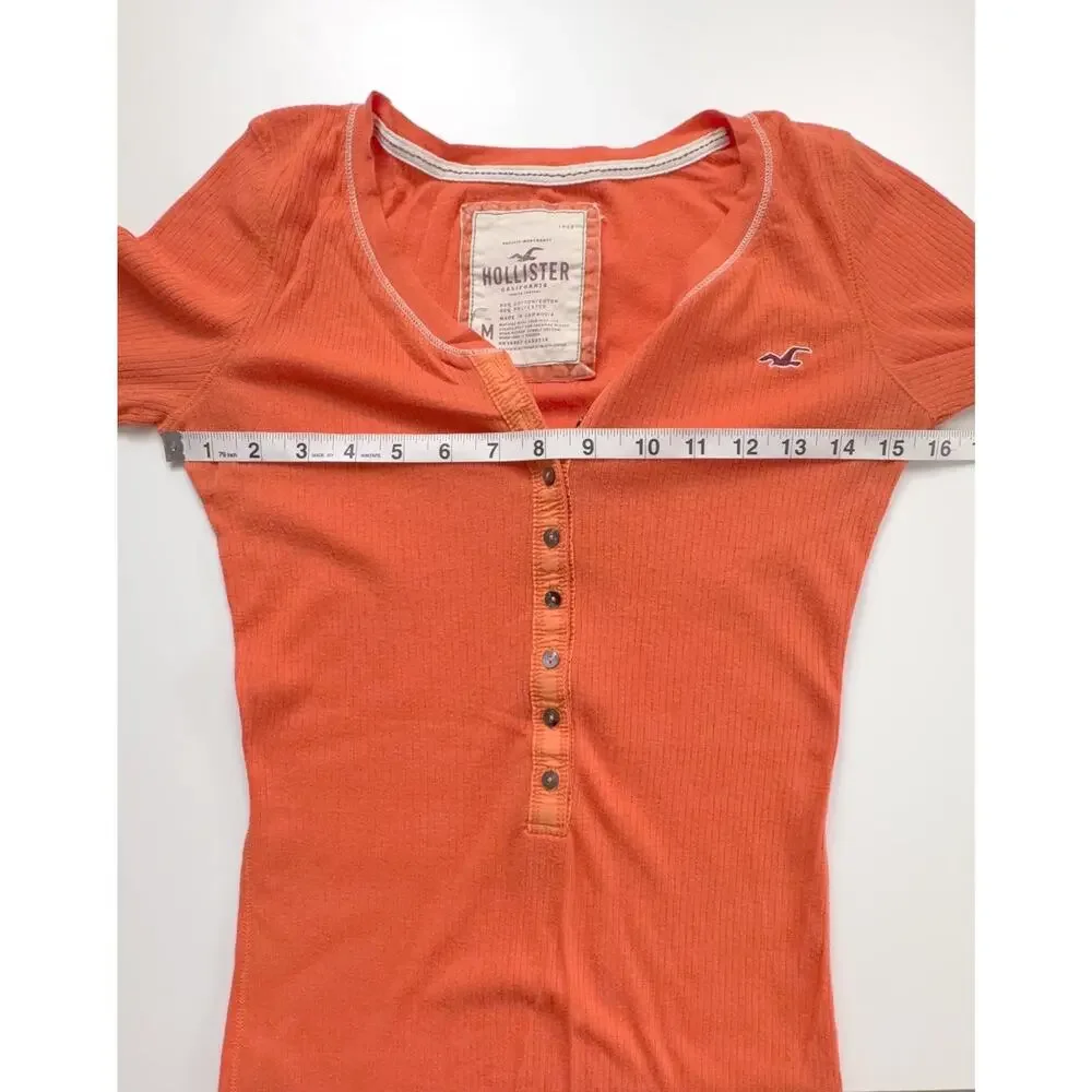 Vintage Y2K 2000s Hollister Long Sleeve Thin Henley Top in Orange Size Medium
